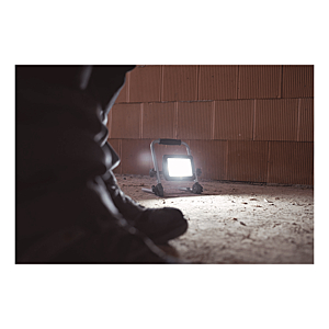 visuel3 Projecteur portable LED JARO 2010 MA