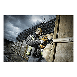 visuel3 Cloueur de charpente DCN692P2-QW