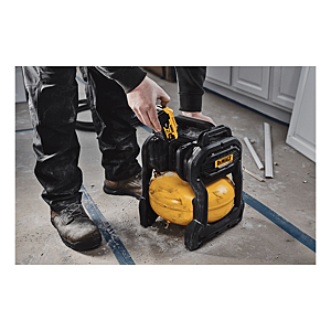 visuel3 Compresseur XR 18V ADVANTAGE DCC1018N-XJ