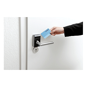 visuel2 Béquille à badge C-LEVER Compact