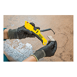 visuel3 Cutter de sécurité auto-rétractable bi-matière Fatmax